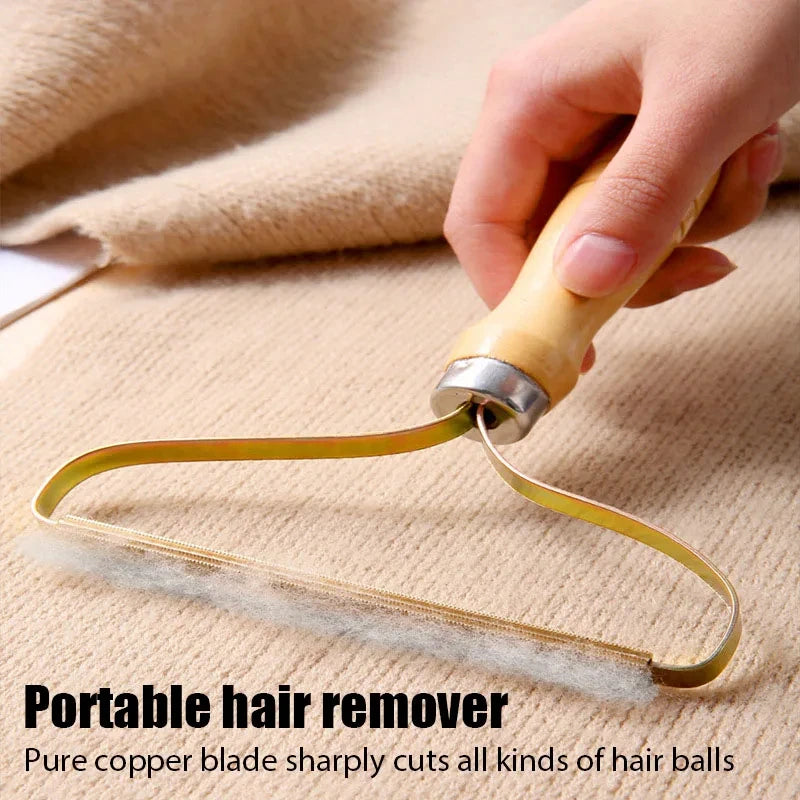 Portable Pet Hair Remover – Manual Lint Scraper & Cleaner
