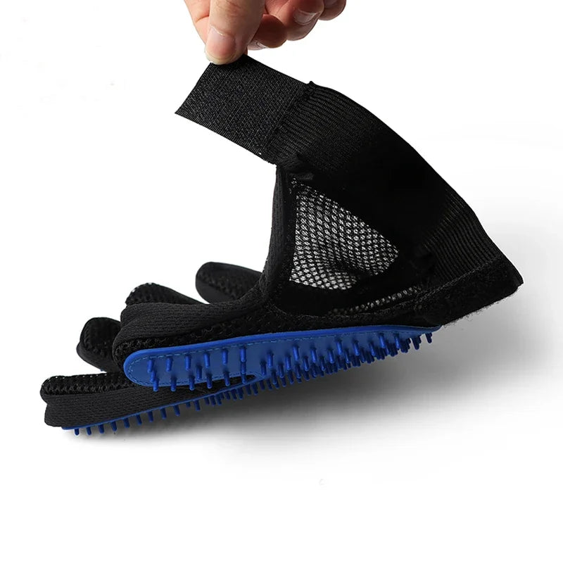 Silicone Pet Grooming Gloves – Hair Brush and Comb for Cats & Dogs, Bathing and Hair Removal Tool