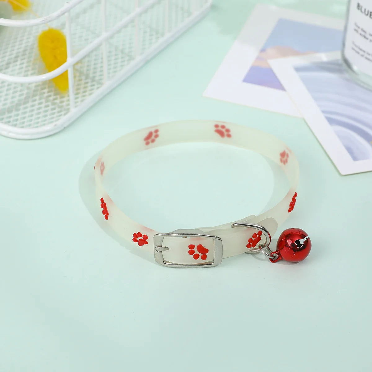 Glowing Silicone Cat Collar – Luminous Anti-Loss Pet Necklace with Bell for Cats & Small Dogs